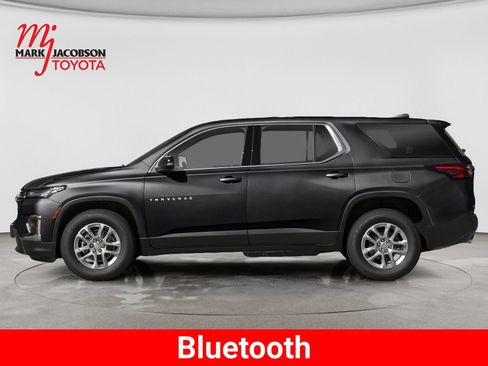 Used 2022 Chevrolet Traverse LT FWD image 6