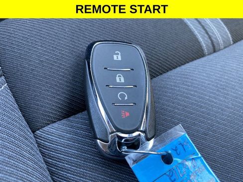 Used 2025 Chevrolet Blazer LT FWD image 14