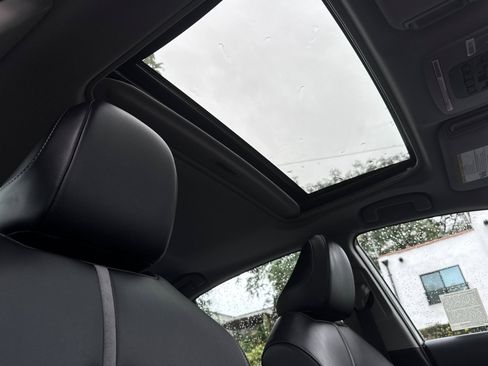 Used 2023 Toyota Camry SE image 16