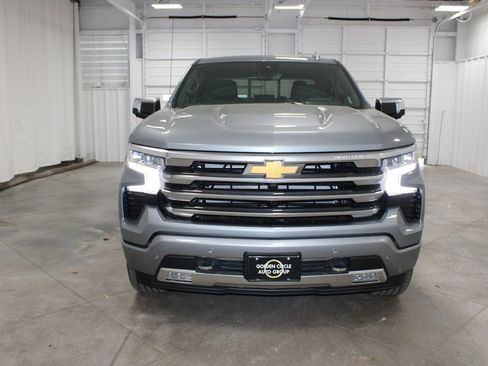 New 2026 Chevrolet Silverado 1500 High Country AWD/4WD image 3