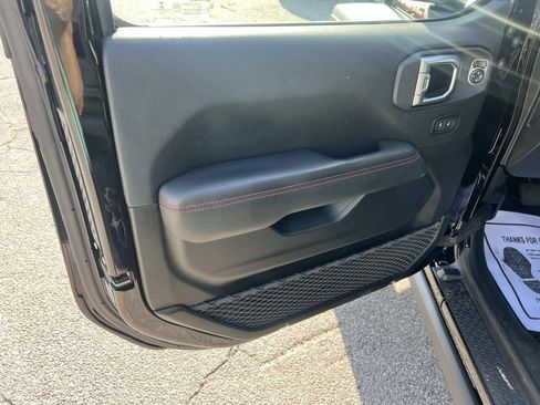 Used 2020 Jeep Wrangler Rubicon image 10