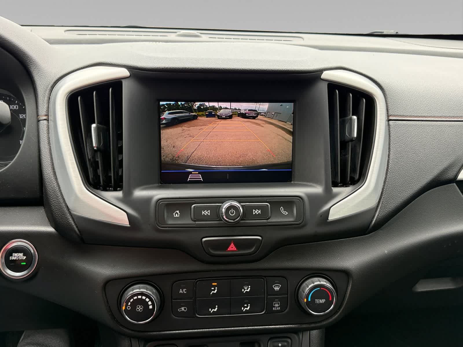 Used 2020 GMC Terrain SLE AWD/4WD image 16