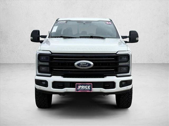 Used 2025 Ford F350 Platinum w/ Tremor Off-Road Package AWD/4WD image 2