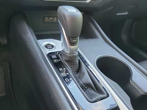 Used 2025 Nissan Altima 2.5 SV FWD image 20
