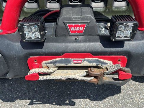 Used 2021 Jeep Gladiator Rubicon AWD/4WD image 10