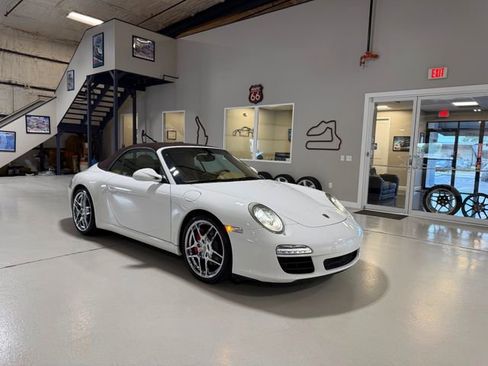 Used 2011 Porsche 911 Carrera S RWD image 57
