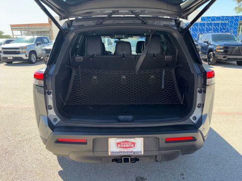 Used 2025 Nissan Pathfinder Rock Creek AWD/4WD image 28