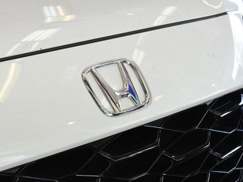 Used 2025 Honda HR-V EX-L image 5