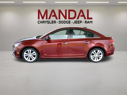 Used 2016 Chevrolet Cruze LTZ w/ Sun, Sound and Sport Package FWD image 9