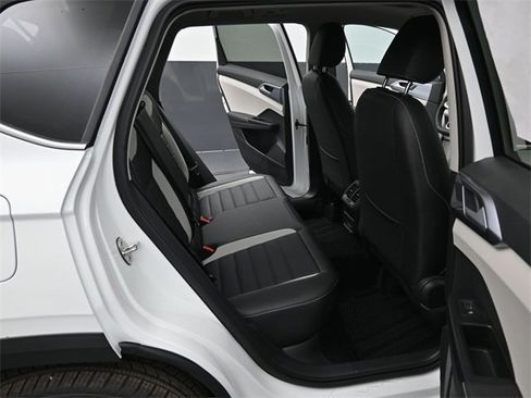 New 2026 Volkswagen Taos SEL image 13