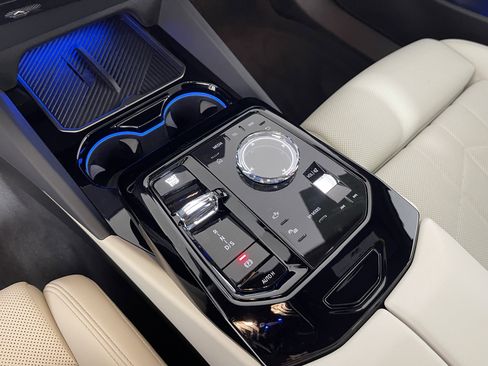 Certified 2025 BMW 540i xDrive image 12