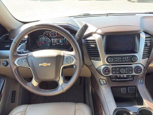 Used 2017 Chevrolet Tahoe LT RWD image 12