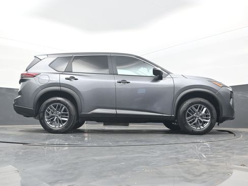 Certified 2025 Nissan Rogue S image 25