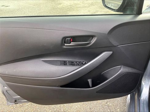 Used 2024 Toyota Corolla LE image 9