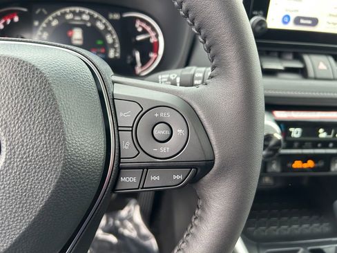 New 2025 Toyota RAV4 XLE image 18