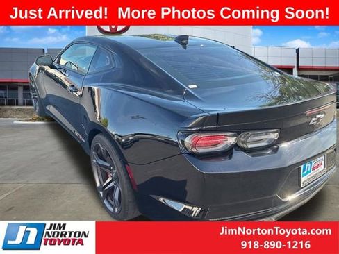 Used 2022 Chevrolet Camaro SS image 6