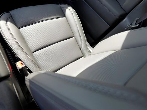 New 2026 GMC Yukon XL Denali w/ Sun & Power Step Package image 27