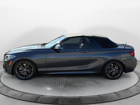 Used 2015 BMW M235i Convertible image 4