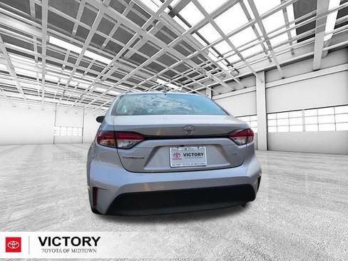 Certified 2024 Toyota Corolla LE FWD image 4