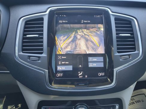 Used 2019 Volvo XC90 T5 Momentum w/ Advanced Package image 29