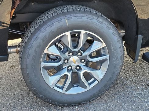 New 2025 Chevrolet Silverado 1500 LT w/ Protection Package image 30