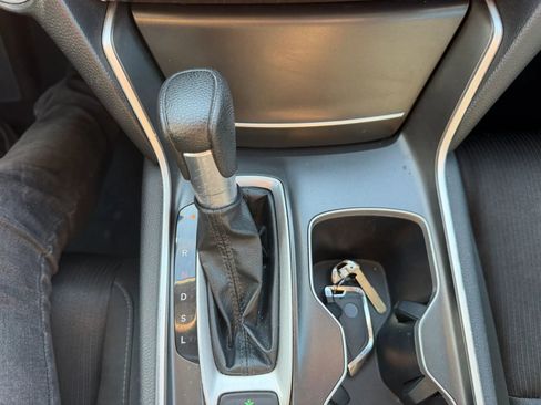 Used 2020 Honda Accord EX image 27