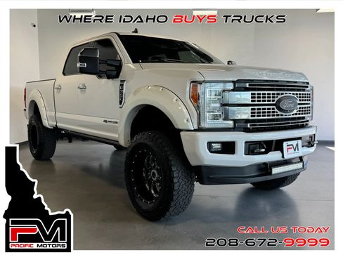 Used 2019 Ford F350 Platinum w/ Platinum Ultimate Package AWD/4WD image 1