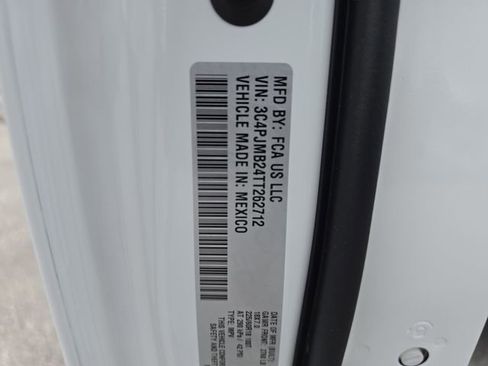 New 2026 Jeep Cherokee Laredo AWD/4WD image 33