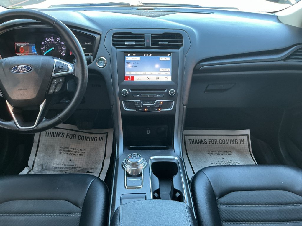 Used 2018 Ford Fusion SE w/ Equipment Group 201A FWD image 26