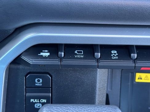 Used 2024 Toyota Tundra Platinum image 40