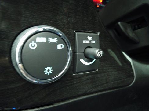 Used 2023 Chevrolet Express 2500 Extended image 21