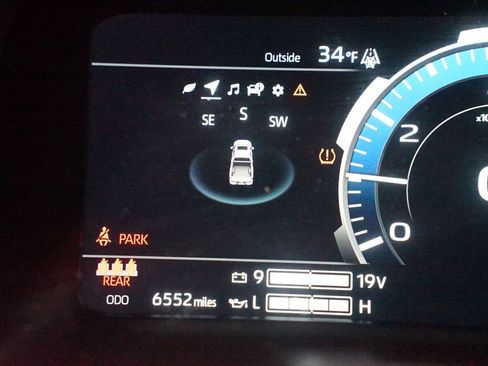 Used 2025 Toyota Tundra Limited image 17