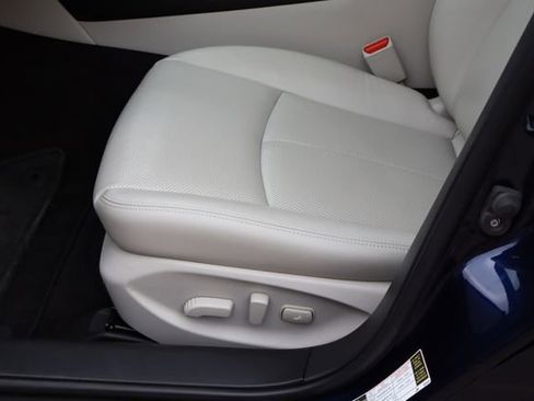 Used 2022 INFINITI Q50 Luxe w/ Cargo Package RWD image 16