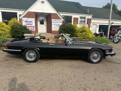 Used 1990 Jaguar XJS V12 Convertible RWD image 8
