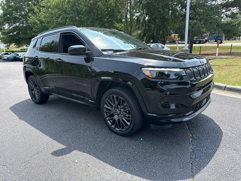Used 2022 Jeep Compass High Altitude AWD/4WD image 7