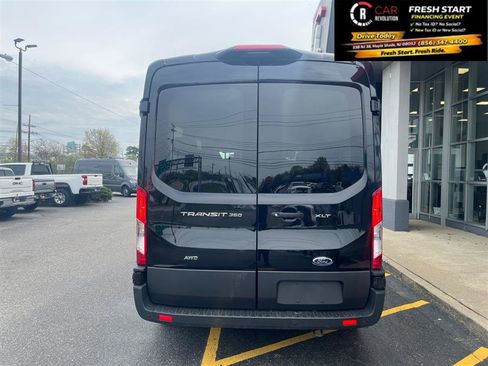 Used 2025 Ford Transit 350 XLT image 6