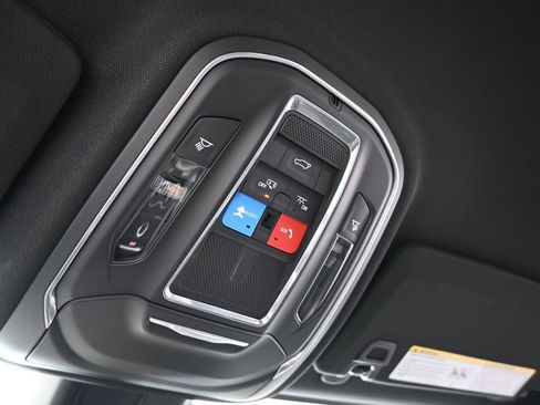 Used 2021 Jeep Grand Cherokee L Laredo image 20