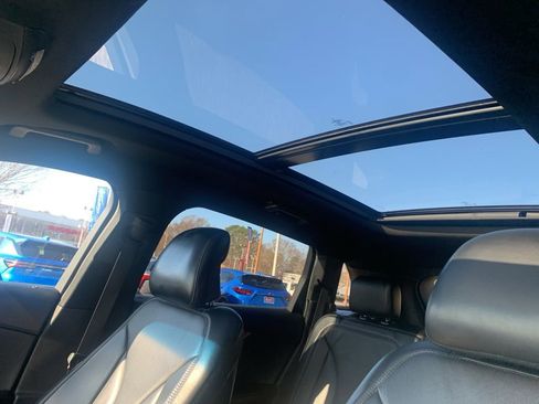 Used 2016 Lincoln MKX Reserve w/ Driver Assistance Package image 15