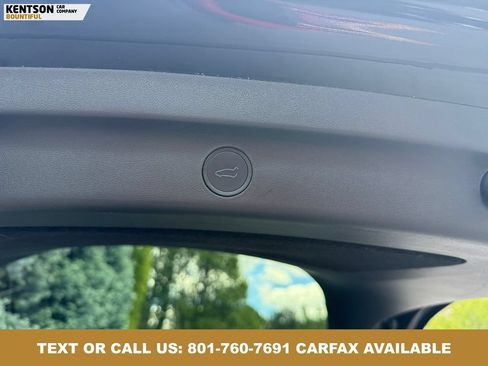 Used 2025 Tesla Model Y Long Range AWD/4WD image 33