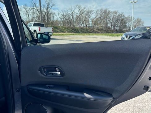 Used 2022 Honda HR-V Sport image 21