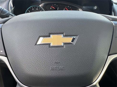 Certified 2023 Chevrolet Traverse LT image 30