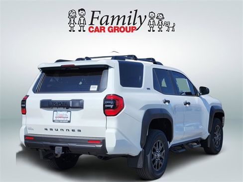 New 2026 Toyota 4Runner SR5 image 4