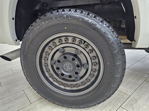 Used 2016 RAM 2500 Laramie image 39