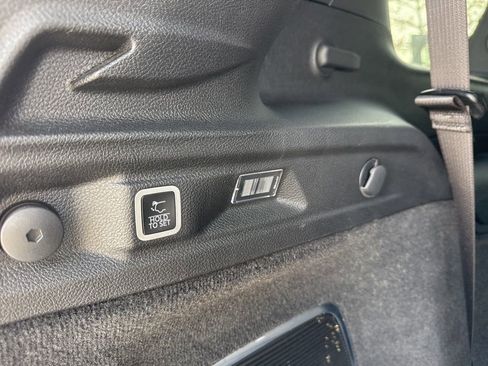 Used 2023 Jeep Grand Cherokee L Summit w/ Advanced Protech Group IV image 24