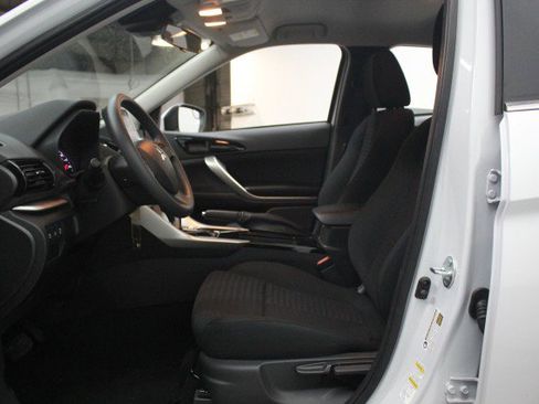 New 2026 Mitsubishi Eclipse Cross ES image 6