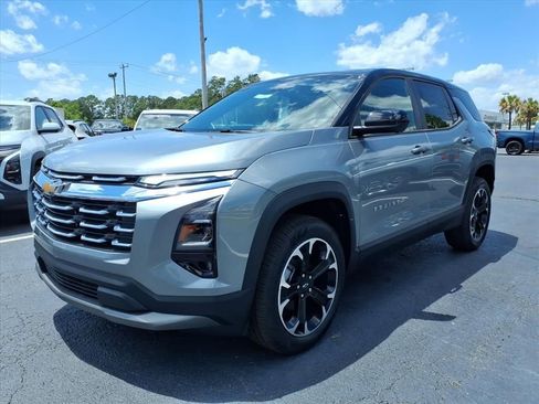 New 2026 Chevrolet Equinox LT w/ Safety and Technology Package AWD/4WD image 8