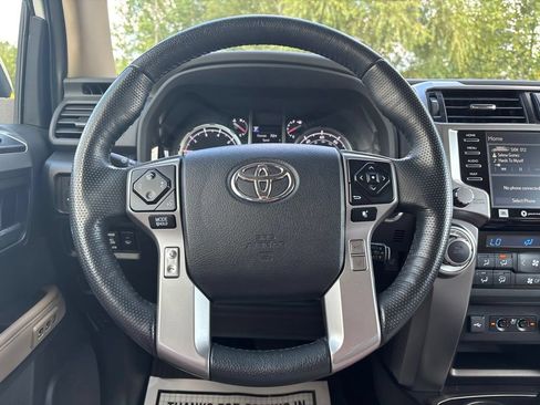 Used 2023 Toyota 4Runner Limited AWD/4WD image 25
