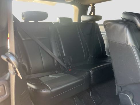 Used 2019 Ford Expedition Max XLT w/ Equipment Group 202A RWD image 29