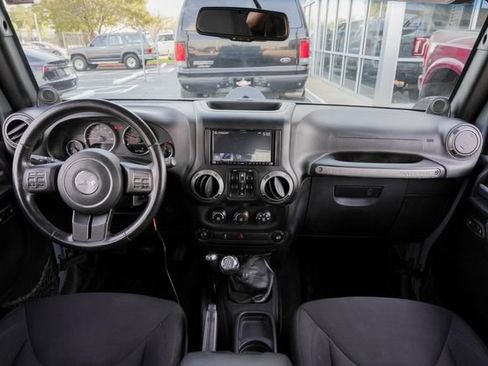 Used 2014 Jeep Wrangler Unlimited Sport w/ Quick Order Package 23S AWD/4WD image 44