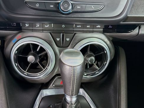 Used 2020 Chevrolet Camaro LS RWD image 15